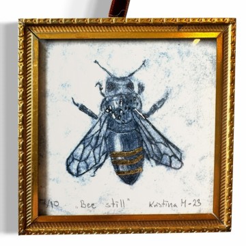 Bee Still 7/10 