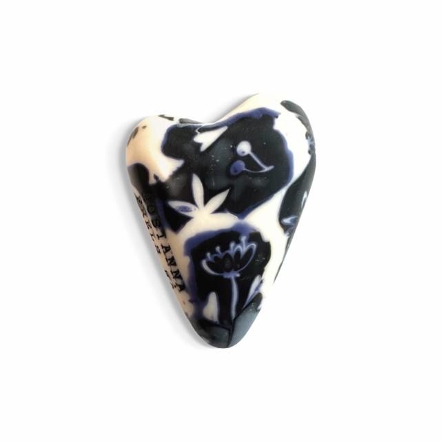 Alle bildene er for å illustrerer, alle hjertene er unike, form, farge og mønster variere i stor grad.